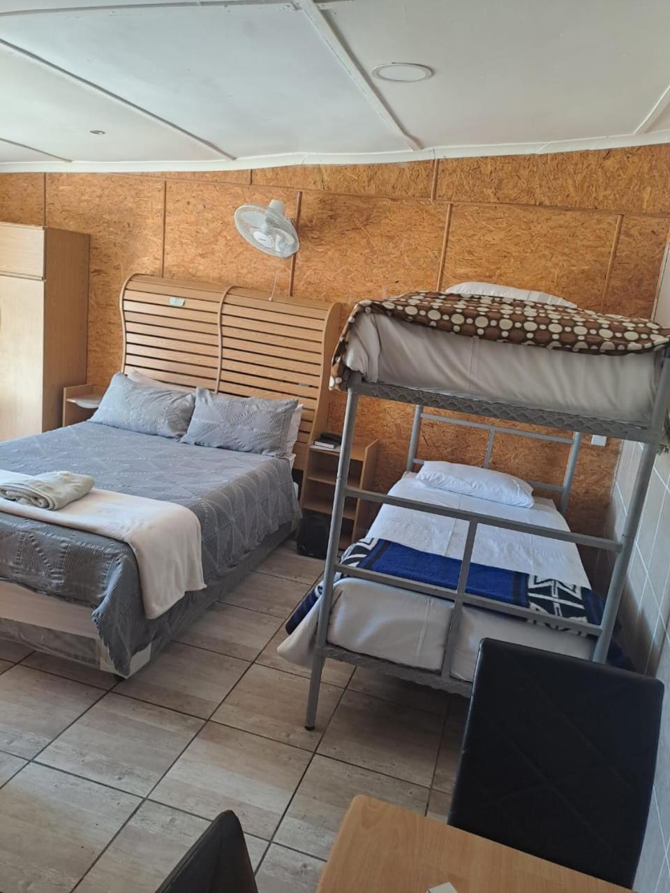 Breaking Dawn Bed & Breakfast Noupoort Bagian luar foto