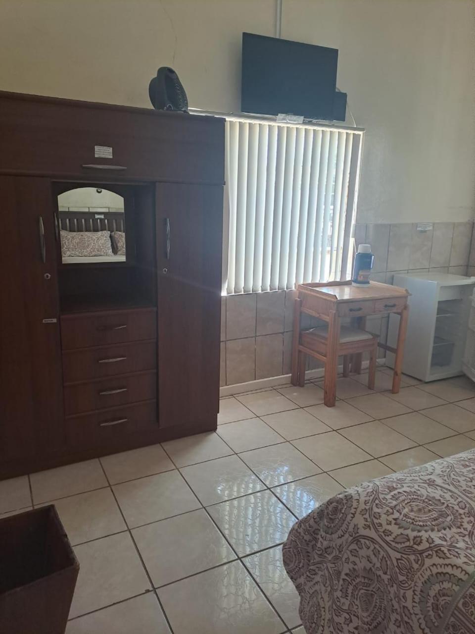 Breaking Dawn Bed & Breakfast Noupoort Bagian luar foto