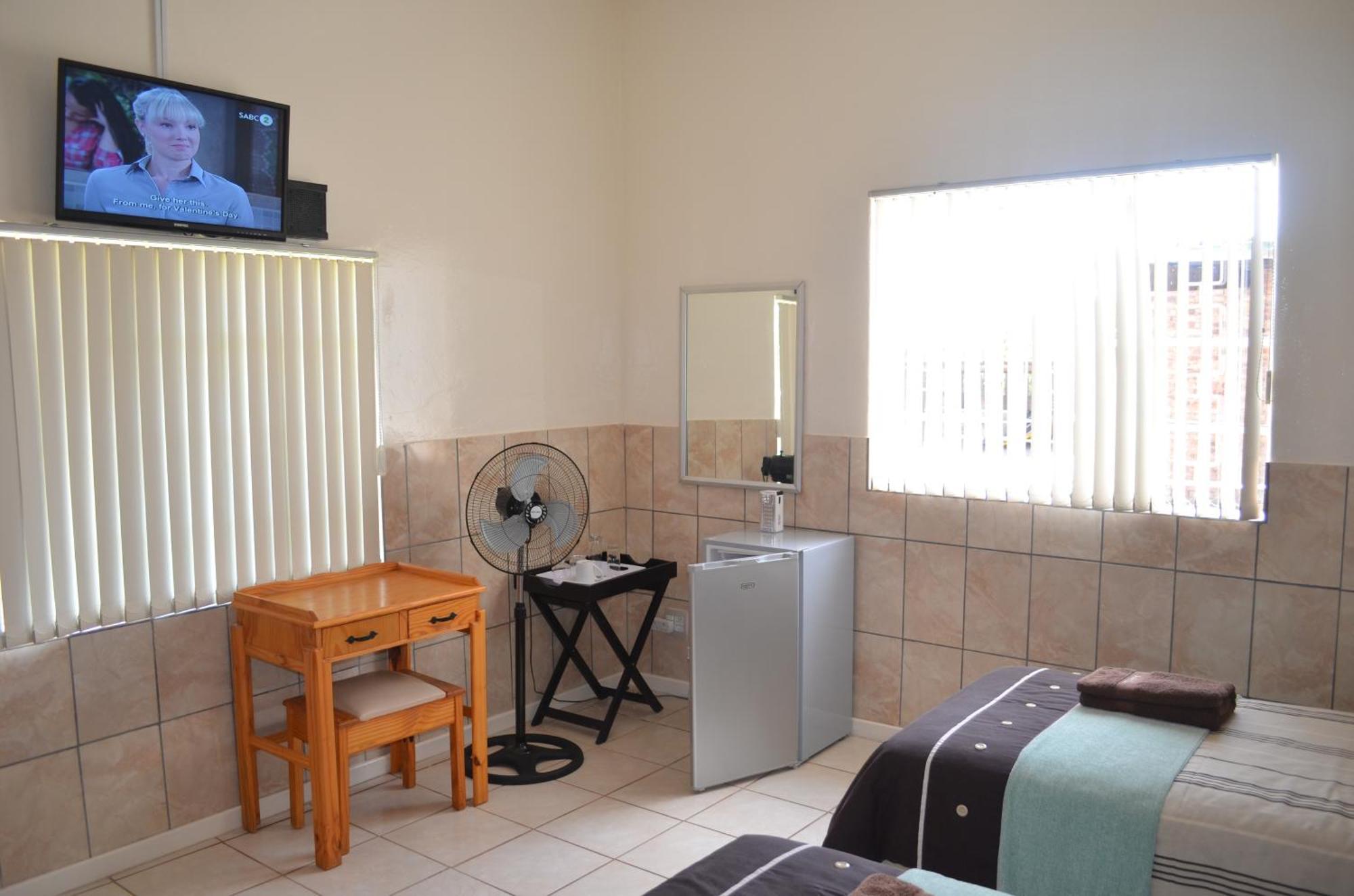 Breaking Dawn Bed & Breakfast Noupoort Ruang foto